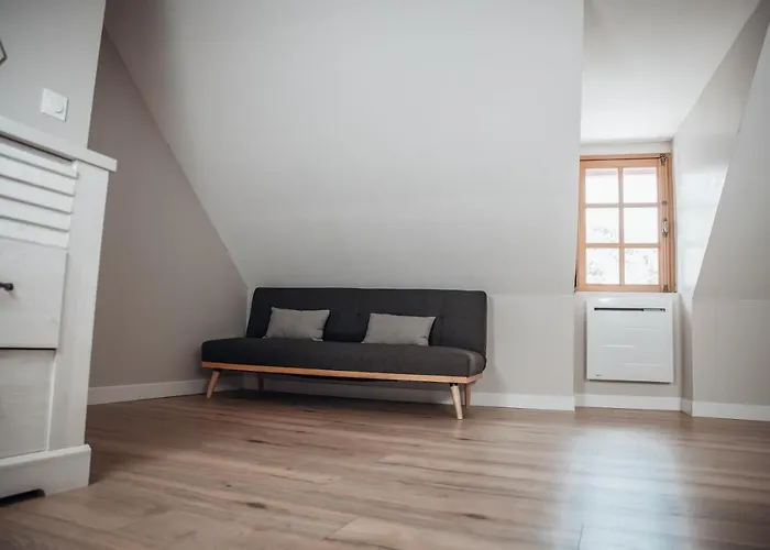 Rare, belle maison de 90 m2 au pied du château
