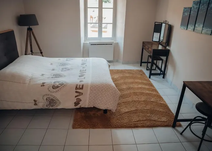 Rare, belle maison de 90 m2 au pied du château