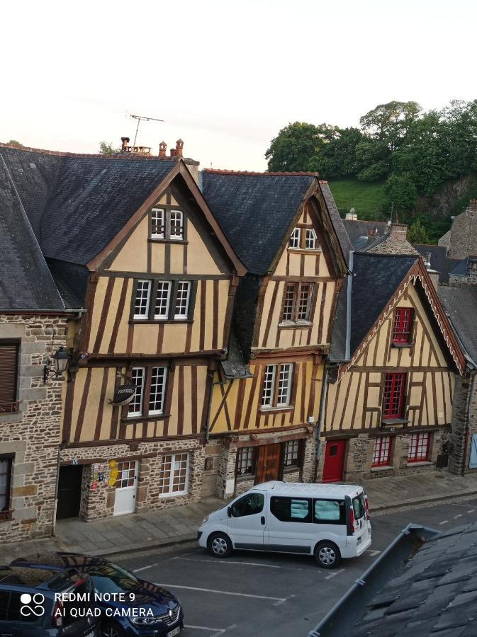 Maison Quartier Medieval Au Pied Du Chateau * Fougeres